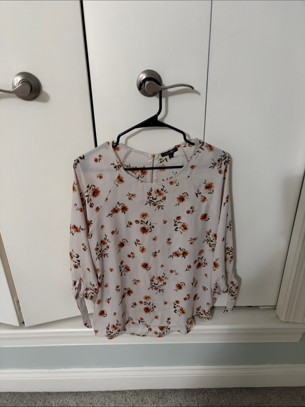 Women's Cream Floral Blouse - Lightweight Long Sleeve Top